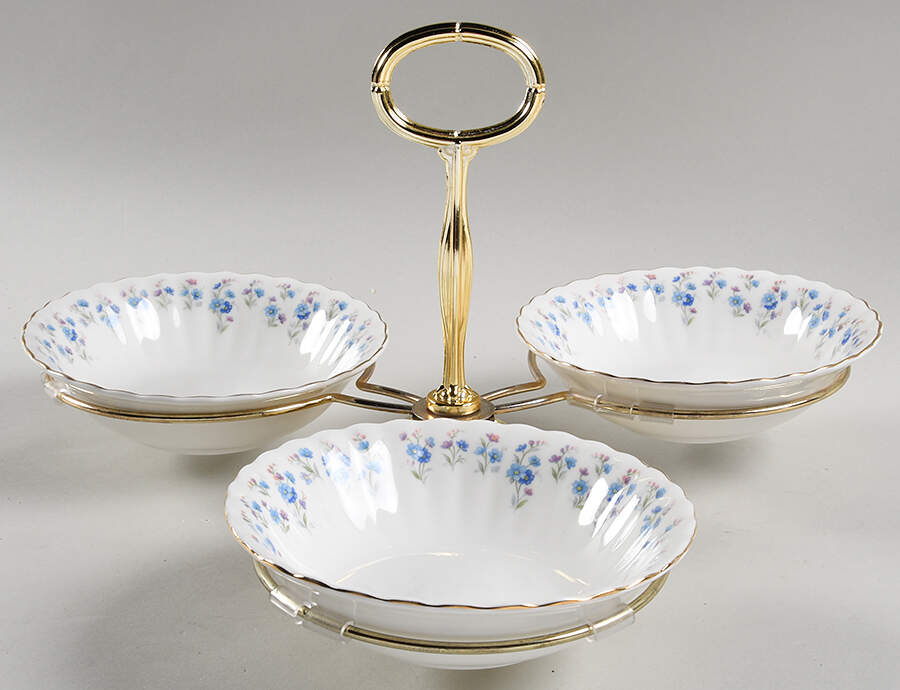 Memory Lane 7" x 12" 3-Part Relish & Metal Stand (FR) HC by Royal Albert-1