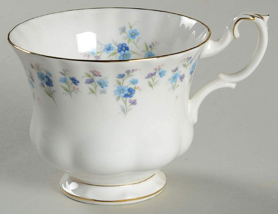 Memory Lane Cup for Dessert Plate & Cup Set by Royal Albert-1