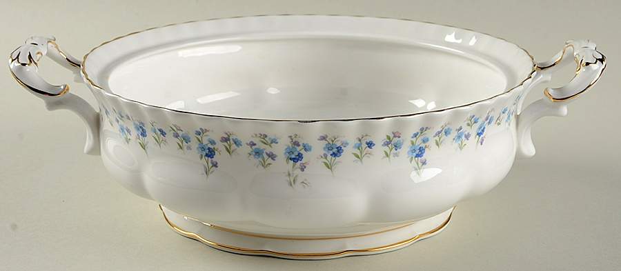 Memory Lane Round Vegetable No Lid by Royal Albert-1