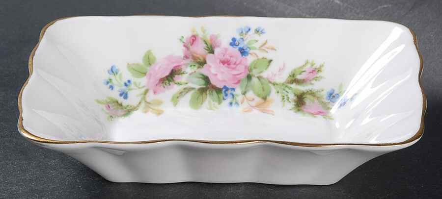 Moss Rose (Montrose Shape) 5" Rectangular Sweet Meat by Royal Albert-1