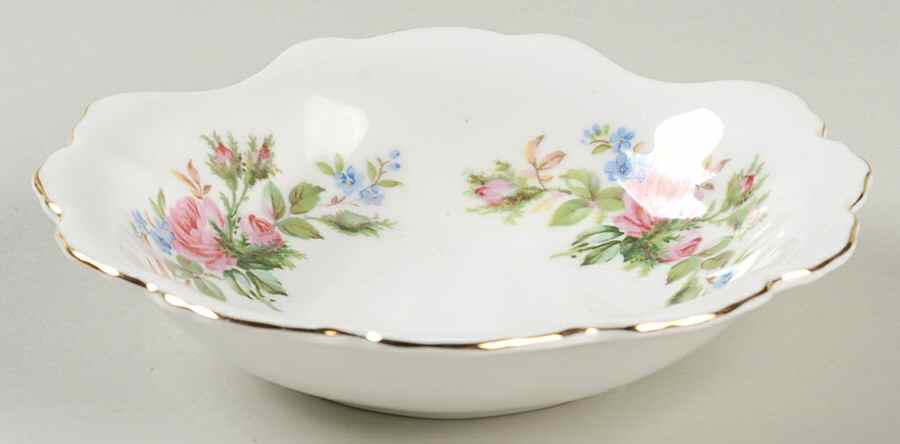 Moss Rose (Montrose Shape) Shell Shaped Dish by Royal Albert-1