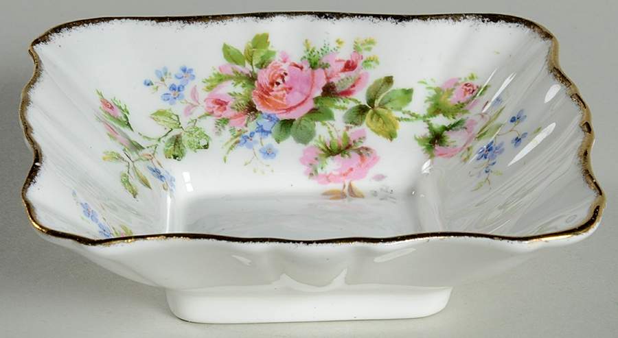 Moss Rose (Hampton, Older) 4" Square Sweet Meat by Royal Albert-1