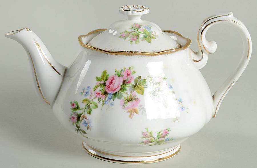 Moss Rose (Hampton, Older) Small Teapot & Lid by Royal Albert-1