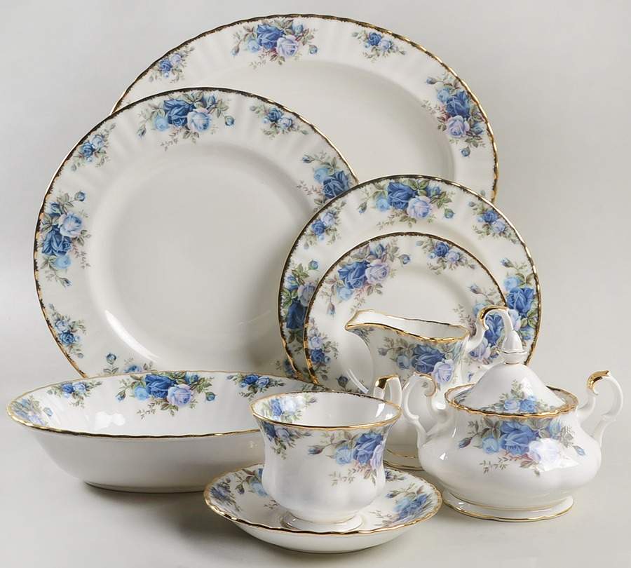 Moonlight Rose 45 Piece Starter Set by Royal Albert-1
