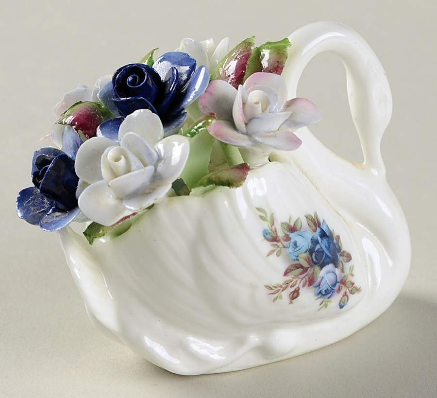 Moonlight Rose Swan Figurine by Royal Albert-1