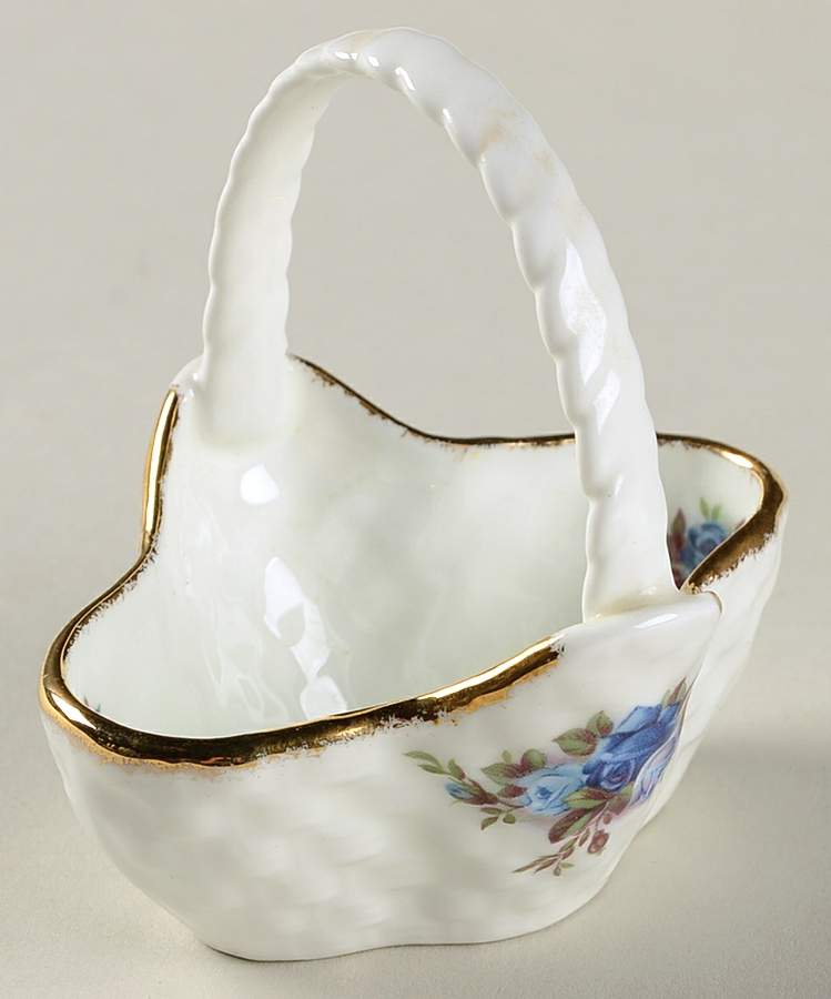 Moonlight Rose 3" Handled Basket by Royal Albert-1