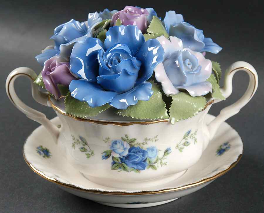 Moonlight Rose Musical Cup of Soup Bouquet by Royal Albert-1