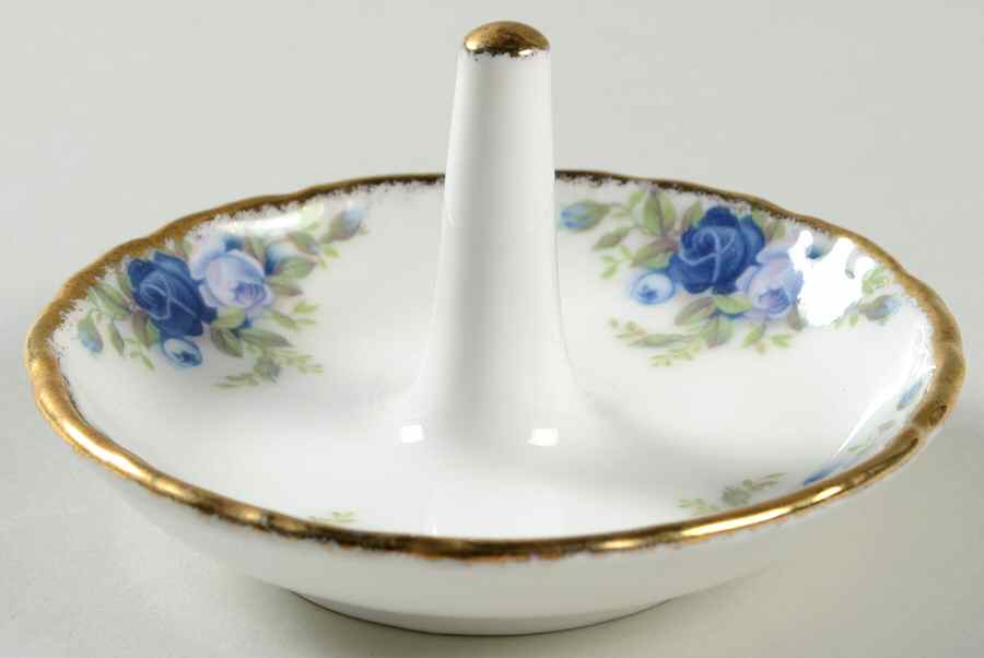 Moonlight Rose Ring Holder by Royal Albert-1