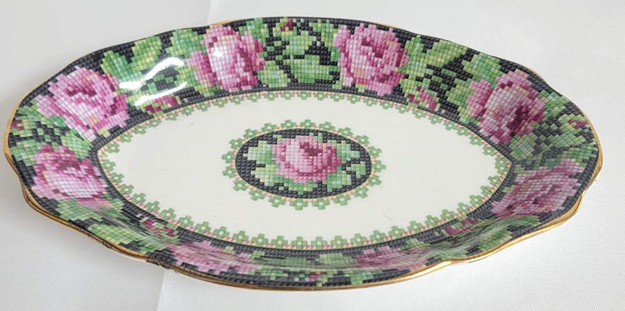 Needle Point Relish by Royal Albert-1
