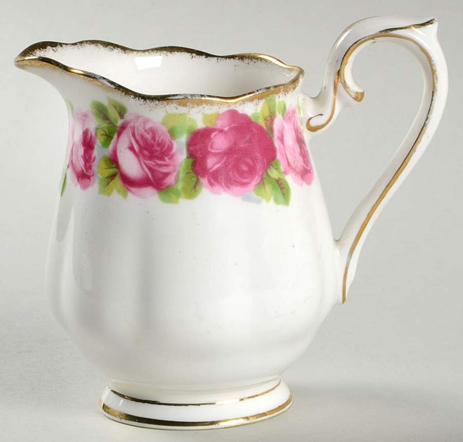 The Old Country Mini Creamer by Royal Albert-1