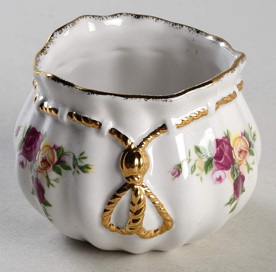 Old Country Roses Votive Candleholder by Royal Albert-1