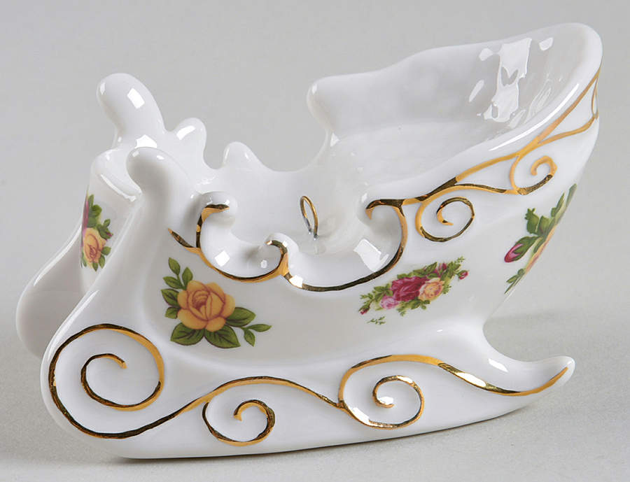 Old Country Roses Ornament by Royal Albert-1
