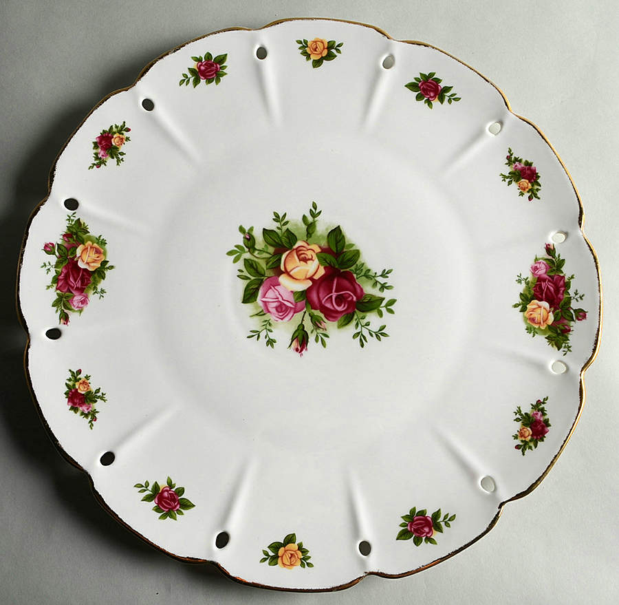 Old Country Roses 14" Round Platter with Pierced Edge by Royal Albert-1