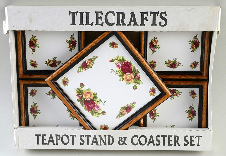 Old Country Roses Teapot Stand & Coaster Set (TRIW & 4 COACWF) by Royal Albert-1