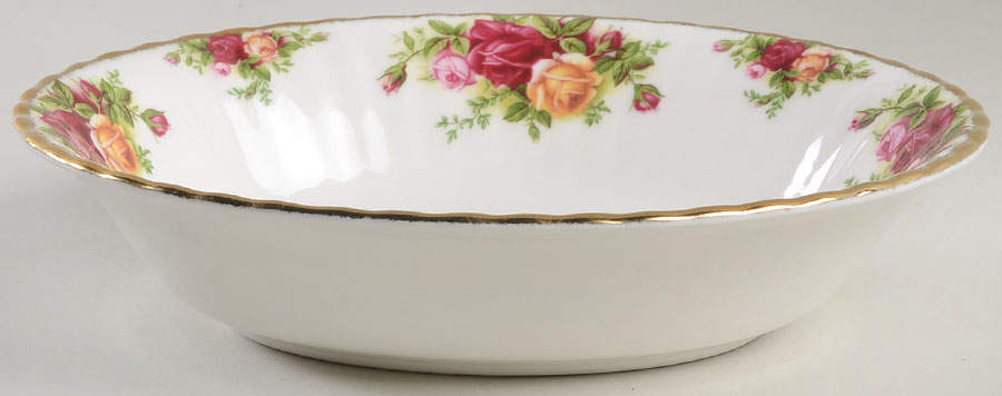 Old Country Roses 9" Oval Vegetable Bowl by Royal Albert-1