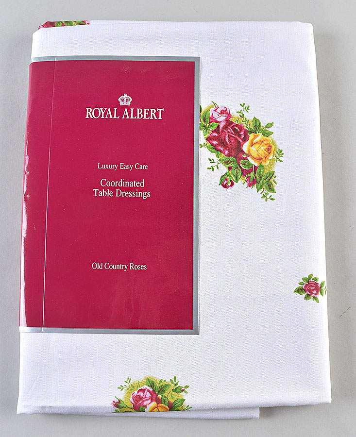 Old Country Roses 52" x 70" Rectangular Tablecloth by Royal Albert-1