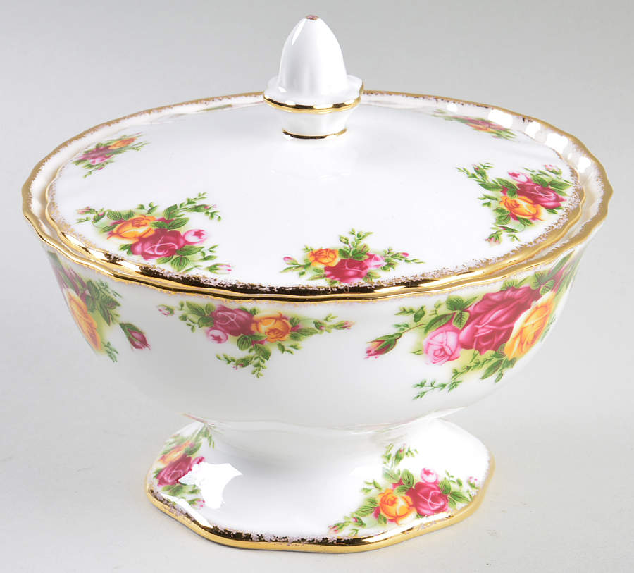 Old Country Roses Candy Box & Lid by Royal Albert-1