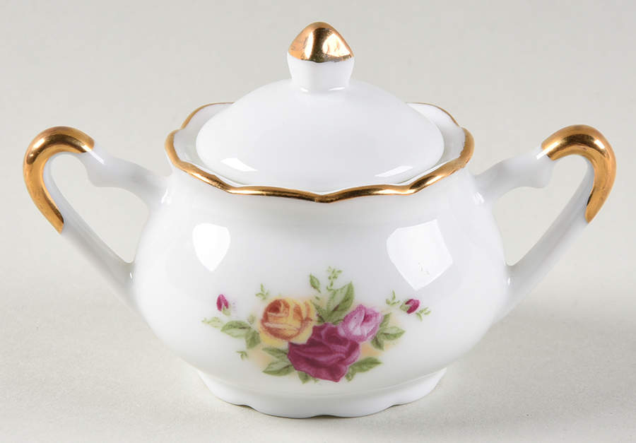Old Country Roses Miniature Sugar Bowl & Lid by Royal Albert-1