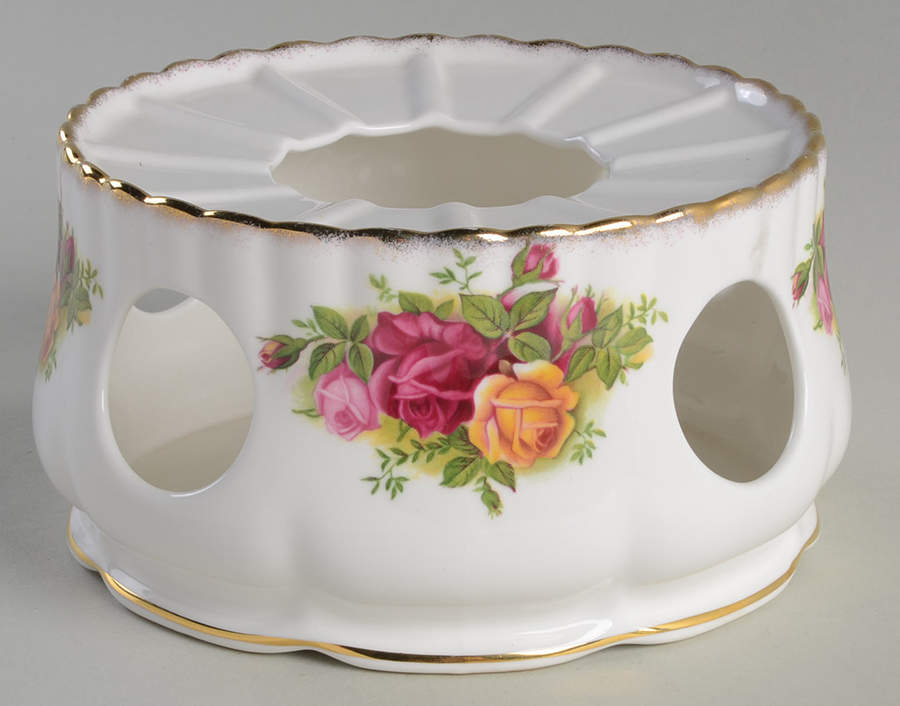 Old Country Roses China Warmer Stand by Royal Albert-1