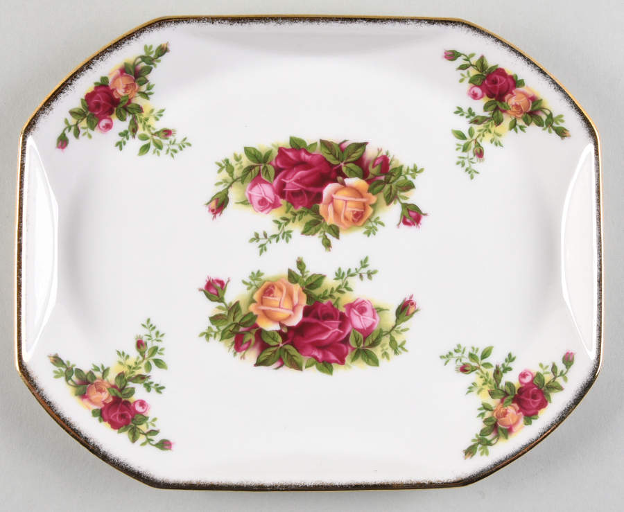 Old Country Roses 8" Rectangular Tray by Royal Albert-1