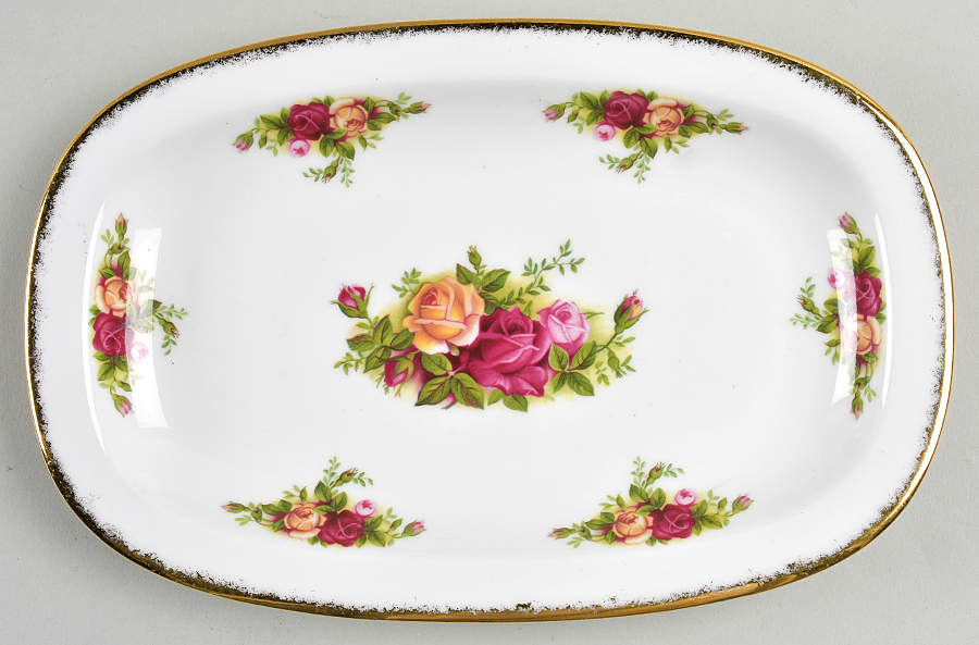 Old Country Roses 8" Rectangular Tray by Royal Albert-1