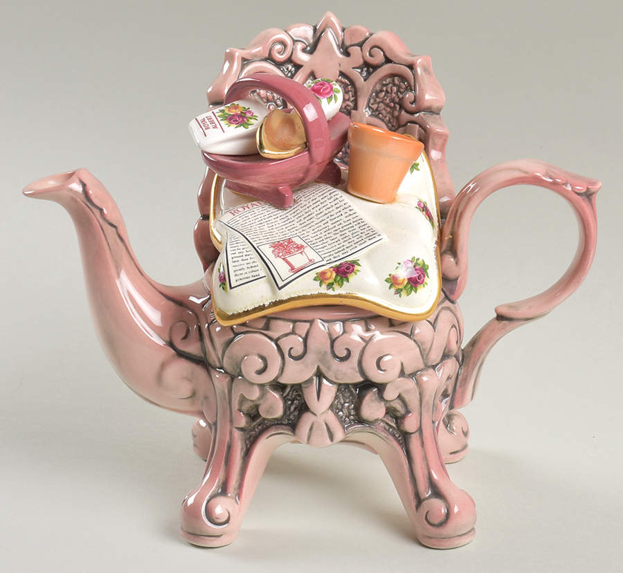 Old Country Roses Figural Teapot & Lid by Royal Albert-1