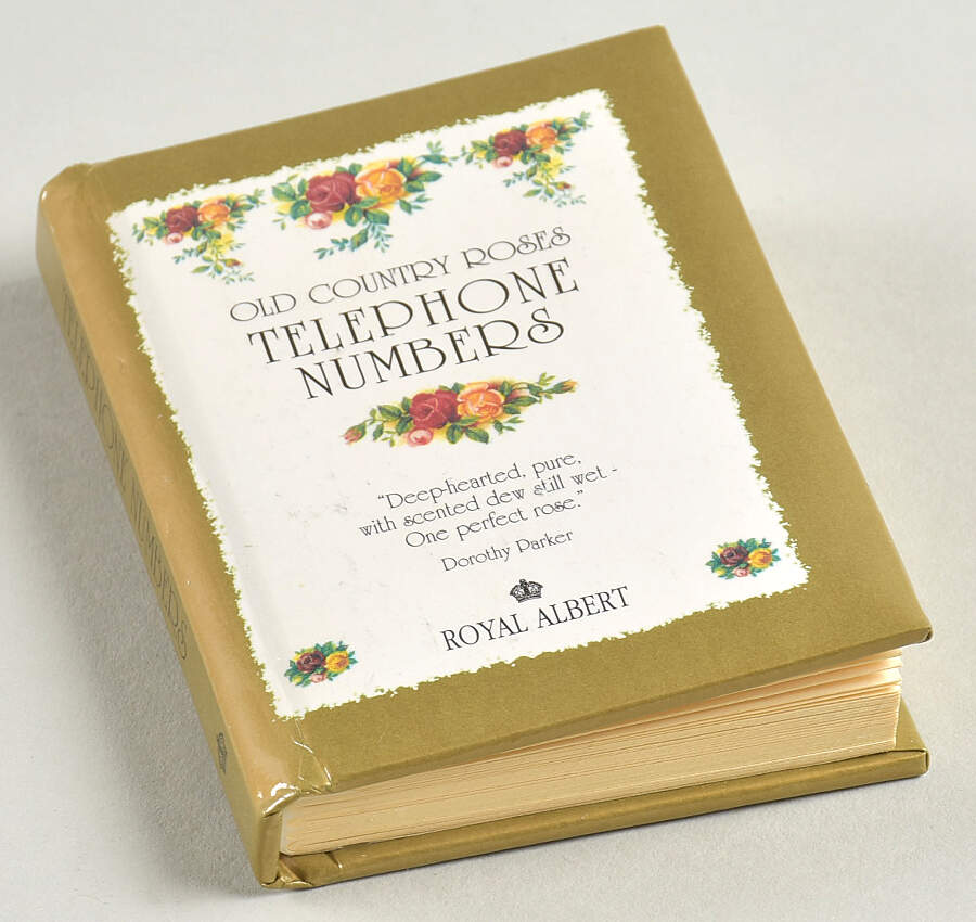 Old Country Roses Telephone/Address Book by Royal Albert-1