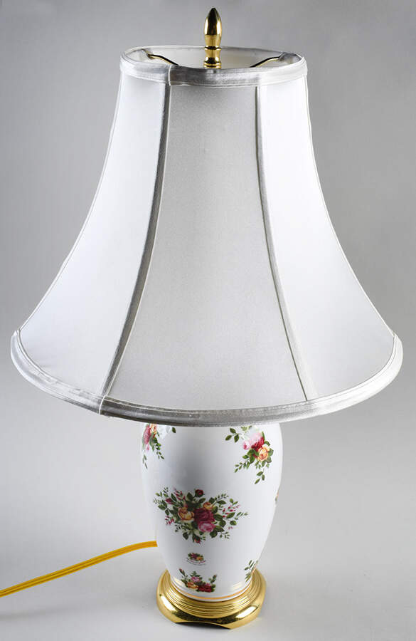 Old Country Roses 21" Electric Lamp & Shade by Royal Albert-1