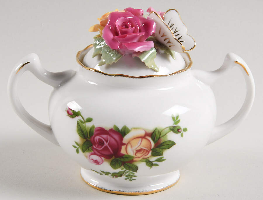 Old Country Roses Sugar Bowl & Lid by Royal Albert-1