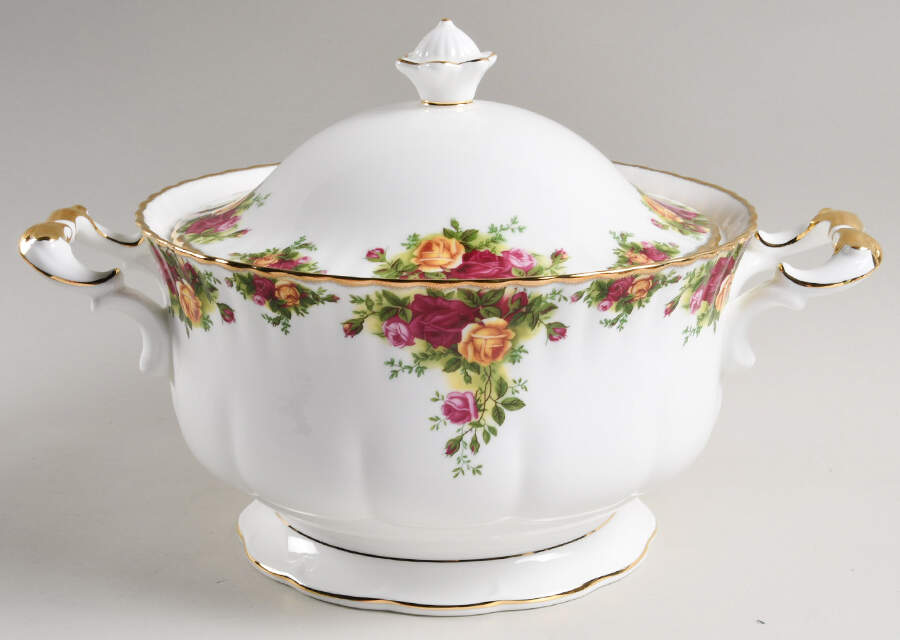 Old Country Roses Tureen & Lid by Royal Albert-1