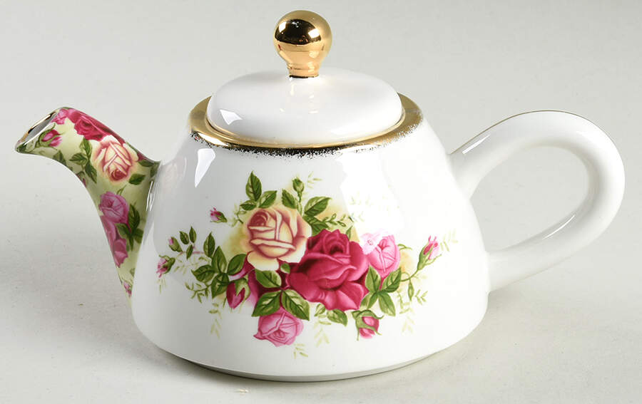 Old Country Roses Teapot for Individual Teapot & Lid with Cup by Royal Albert-1