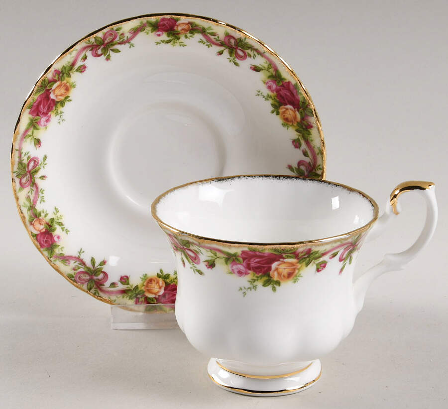 Old Country Roses Footed Cup & Saucer Set by Royal Albert-1