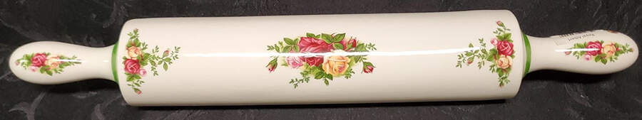 Old Country Roses Rolling Pin by Royal Albert-1