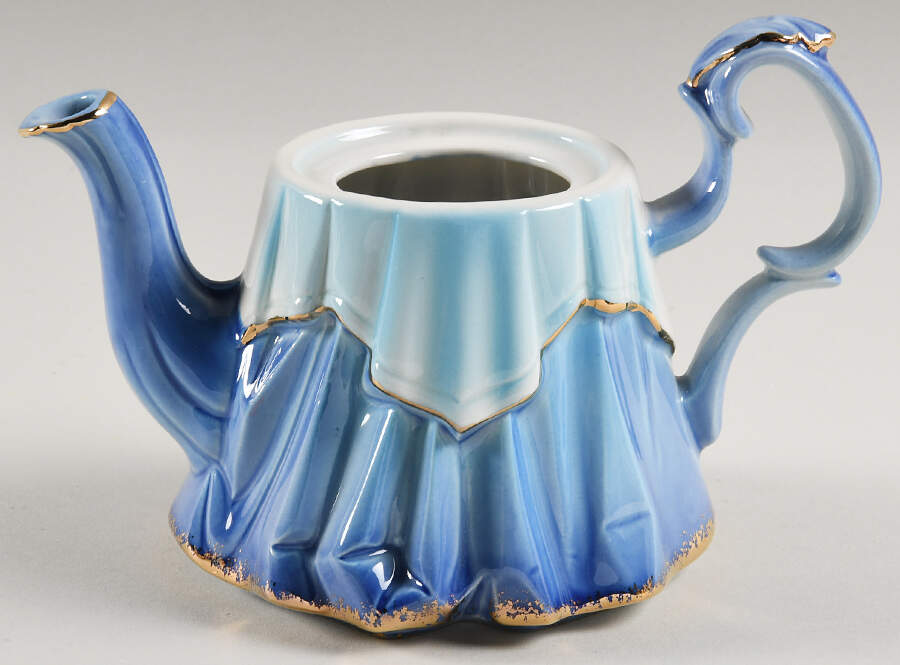 Old Country Roses Mini Figural Teapot No Lid by Royal Albert-1