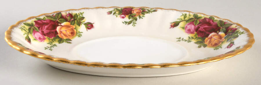 Old Country Roses Underplate for Gravy Boat by Royal Albert-1