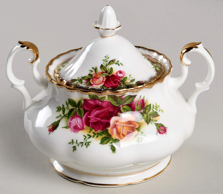 Old Country Roses Sugar Bowl & Lid by Royal Albert-1