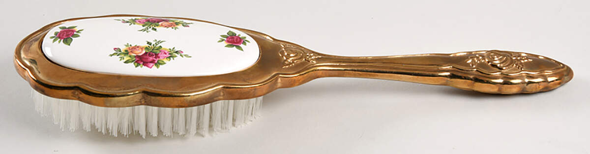 Old Country Roses Hair Brush by Royal Albert-1
