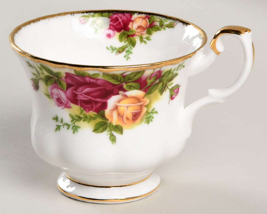 Old Country Roses Snack Cup by Royal Albert-1