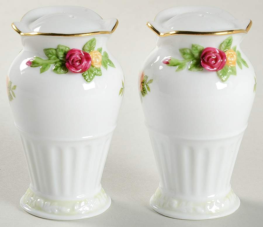 Old Country Roses Salt & Pepper Set by Royal Albert-1