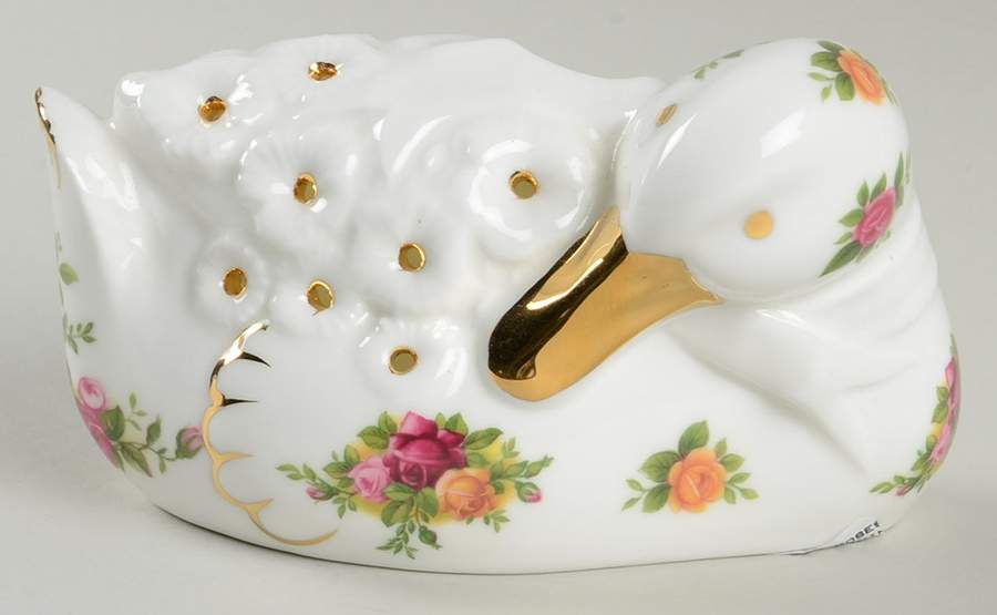 Old Country Roses Duck Pommander by Royal Albert-1