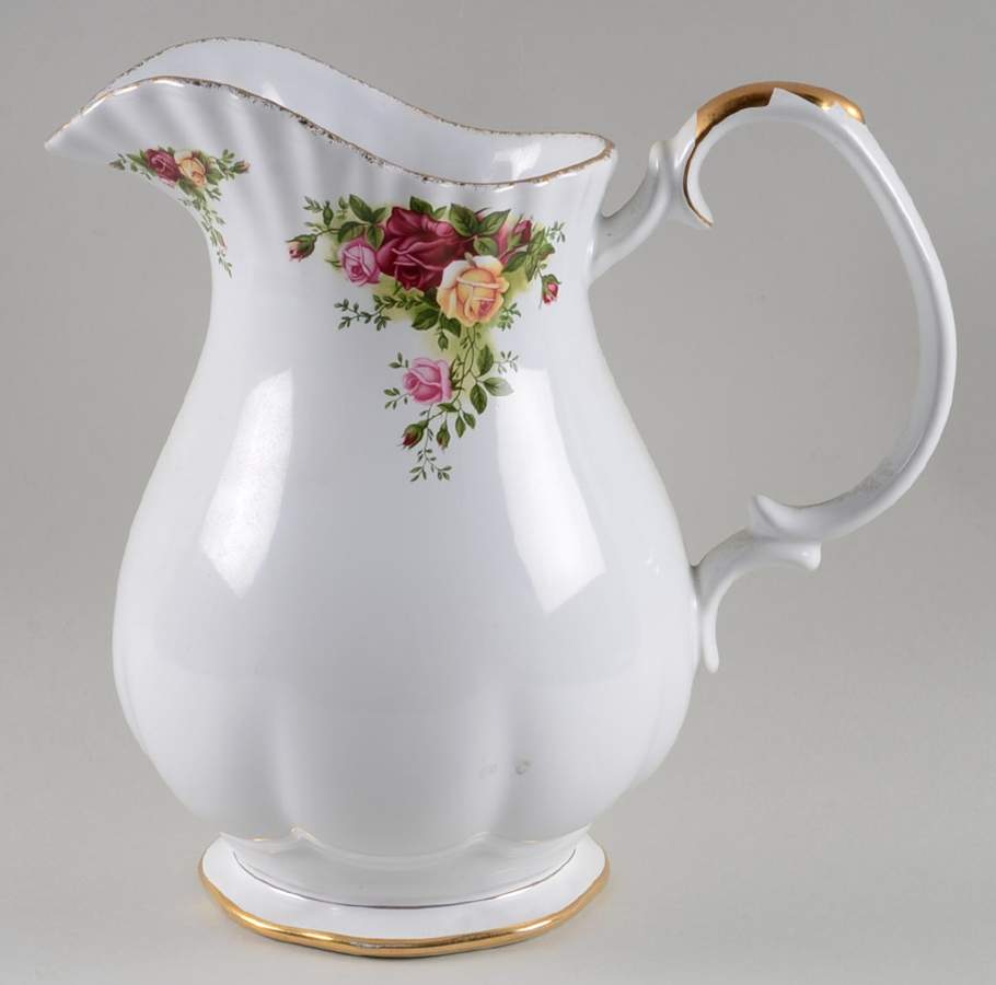 Old Country Roses 160 Oz Pitcher by Royal Albert-1