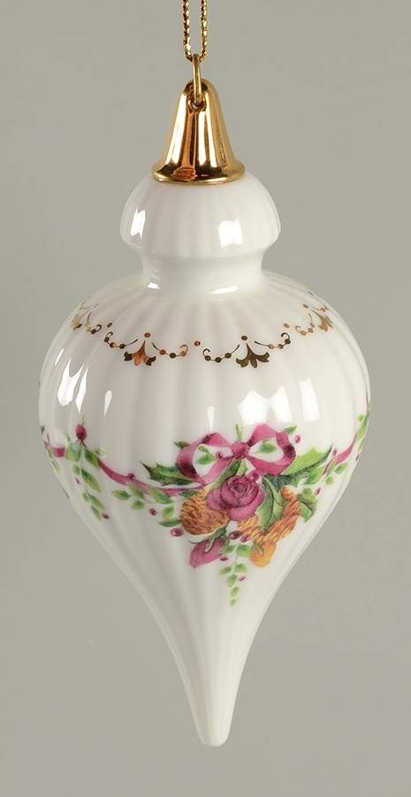 Old Country Roses Ornament by Royal Albert-1