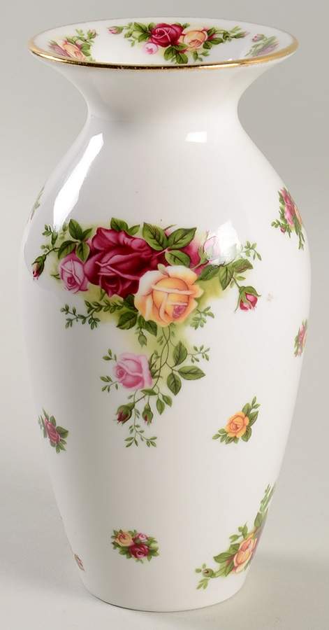 Old Country Roses 7" Vase by Royal Albert-1