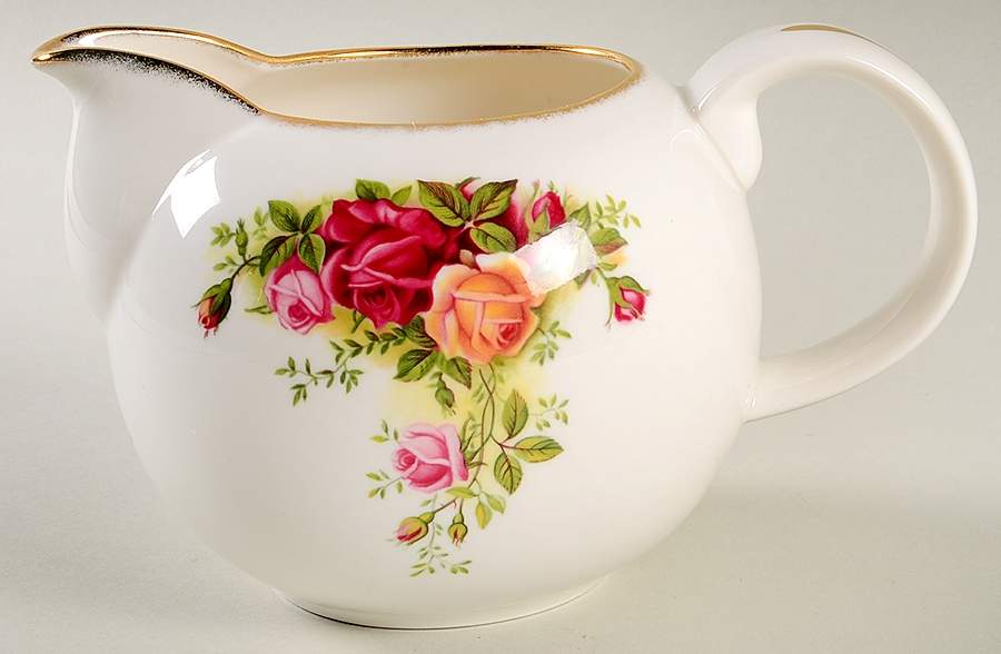 Old Country Roses Oversize Creamer by Royal Albert-1