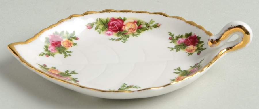Old Country Roses 6" Leaf Dish by Royal Albert-1