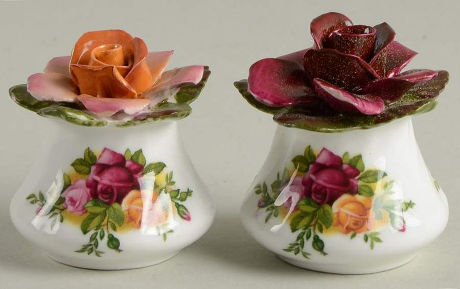 Old Country Roses Individual Floral Salt & Pepper Set by Royal Albert-1