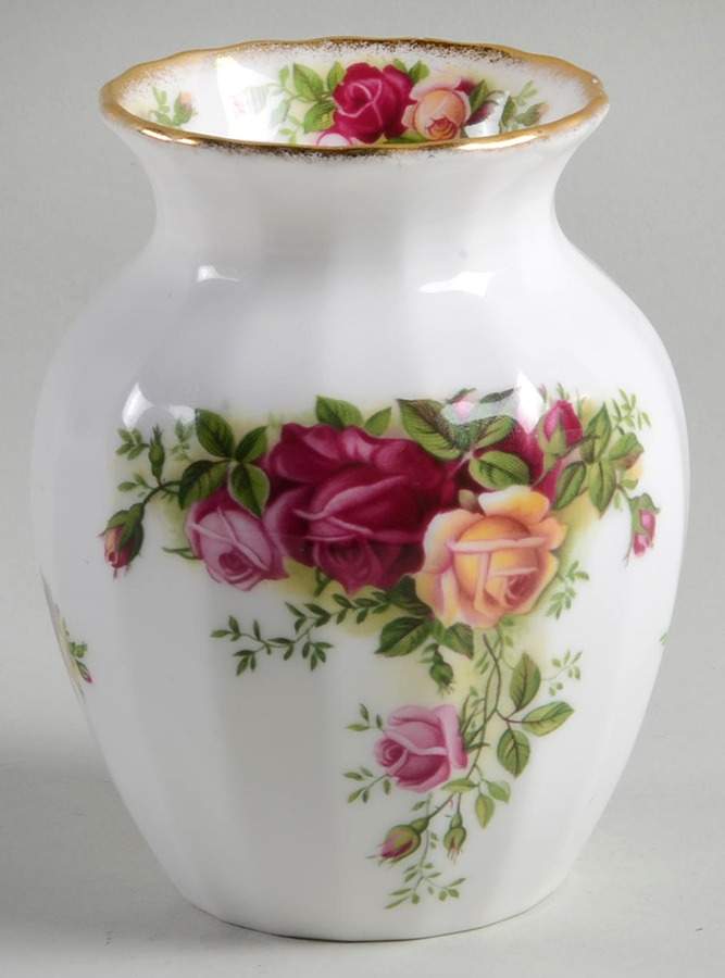 Old Country Roses 4" Vase by Royal Albert-1