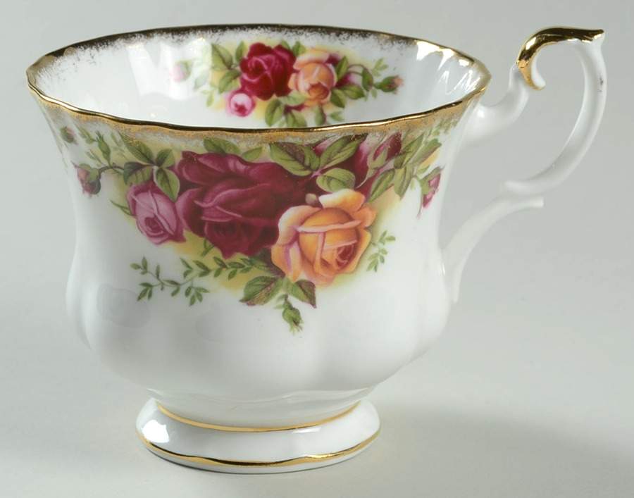Old Country Roses Footed Cup by Royal Albert-1