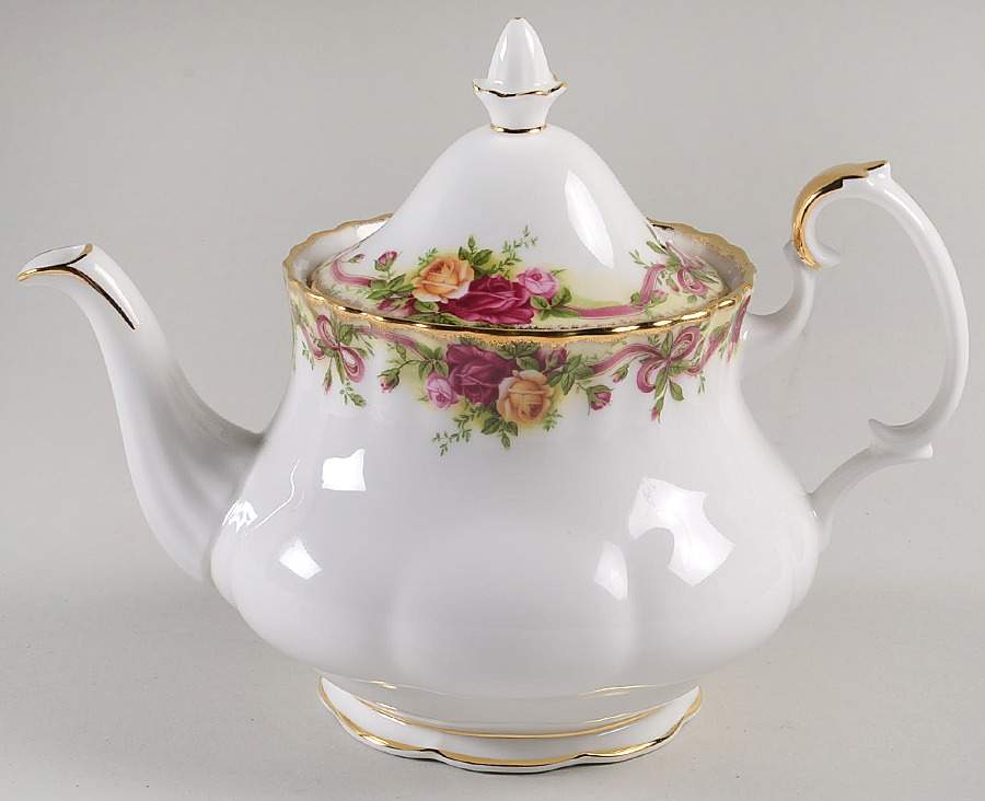 Old Country Roses Small Teapot & Lid by Royal Albert-1