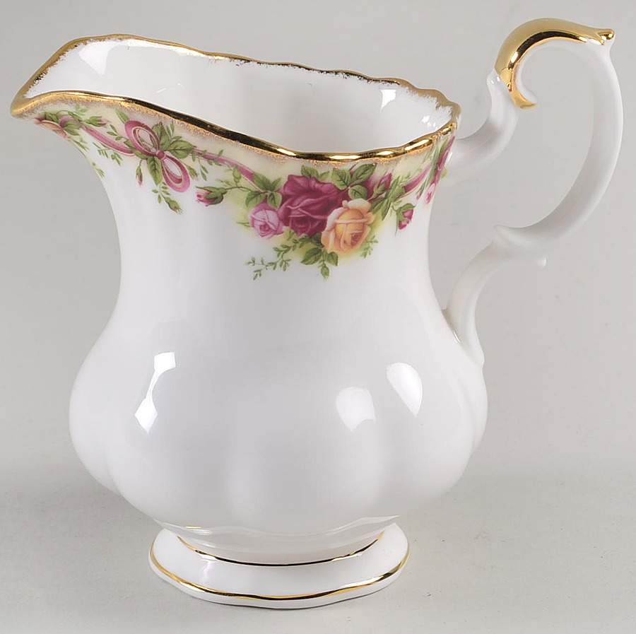 Old Country Roses Creamer by Royal Albert-1